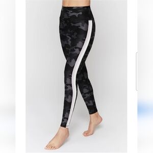 Spiritual Gangster Essential 7/8 High Waist Legging with Stripe Black Camo
